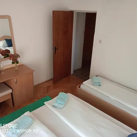 Guest house In With Balcony, Wifi 4620-94 Lopar